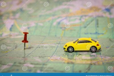 El simbolismo y la psicología del color amarillo en el turismo