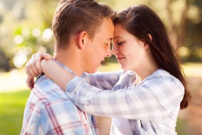 La diferencia entre estar enamorado y amar: ¿Cuál es la conexión real?