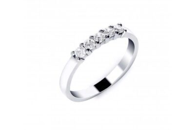 El significado de las bodas de diamante: amor eterno en el matrimonio