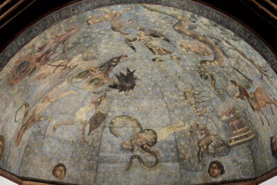 Universidades para estudiar astrología y sus programas destacados