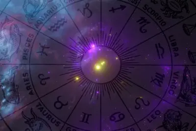 Astrología: ¿Quién es la persona que se dedica a su estudio?