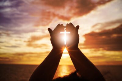 Cómo expresar gratitud a Dios por sus bendiciones: consejos y tips