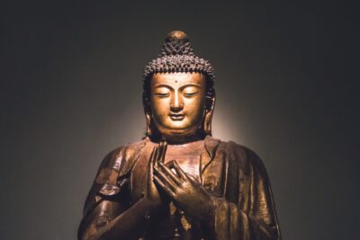 El Buda de la Medicina: significado y descripción en el budismo