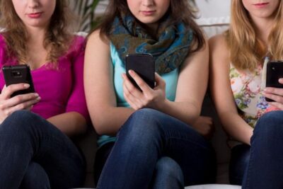 La comunicación en la era digital y la sociedad actual