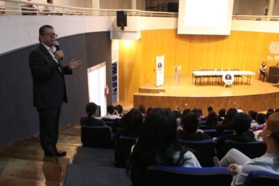 Todo sobre las conferencias: estructura y características