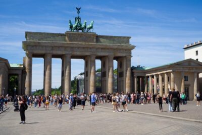 Guía turística azul: información y cómo obtenerla para viaje perfecto