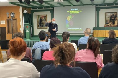 Beneficios de la enseñanza para el éxito académico y profesional