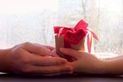 Los mejores regalos espirituales para una persona