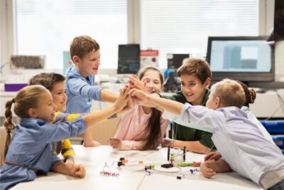 Promoviendo habilidades socioemocionales en estudiantes: guía completa