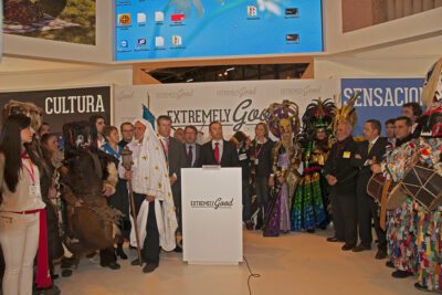 Etiqueta en celebraciones comunitarias: guía de comportamiento adecuado