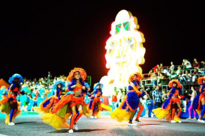 Las tradiciones más populares durante el año y su significado cultural