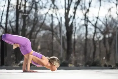 Mejor horario para yoga: ¿mañana o noche? Encuentra tu momento ideal