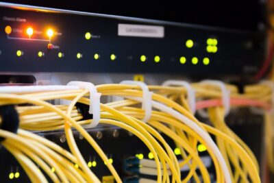 Generador cuántico: Funcionamiento y utilidad innovadora