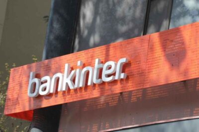 Gestión discrecional: definición y aplicación en el ámbito financiero
