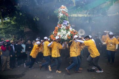 Análisis de la posición de la Iglesia sobre tradiciones y costumbres