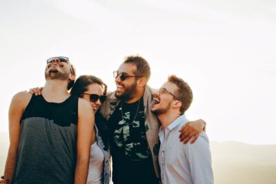 Las implicaciones de la vivencia social en la sociedad