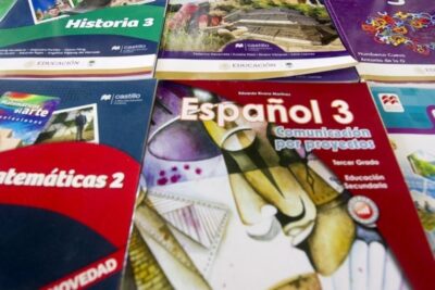 La situación actual de los libros de texto en México: ¿Qué pasa?