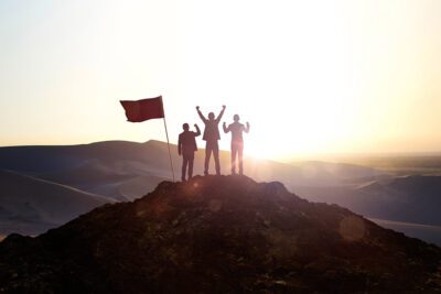 Estrategias clave para liderar un cambio positivo y alcanzar el éxito