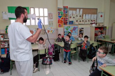 Factores docentes y el logro de aprendizajes en alumnos: un análisis