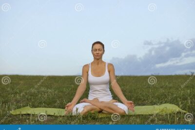 Practicando mindfulness: Reduciendo estrés y mejorando bienestar