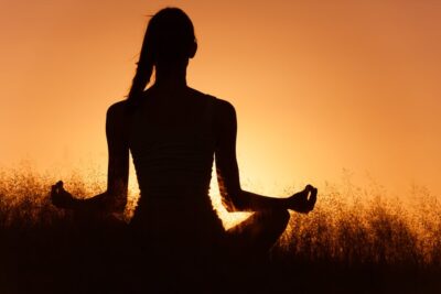 Pasos para practicar la meditación zazen correctamente