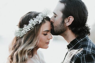 Estrategias para mantener viva la llama del amor en el matrimonio