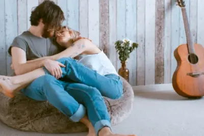 Consejos para una relación sin enamorarse: amor sin compromisos