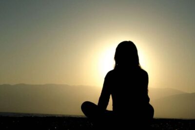 Cómo romper con una relación kármica: pasos para liberarte y sanar