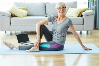 Beneficios de la frecuencia ideal para practicar yoga diariamente