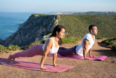 Diferencias entre Hatha Yoga y Vinyasa: ¿Cuál elegir?