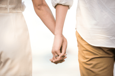 Descubriendo la aceptación y cultivando relaciones amorosas y sanas