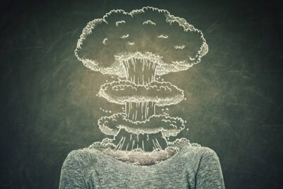 Cómo reconocer y superar los síntomas de la oscuridad espiritual