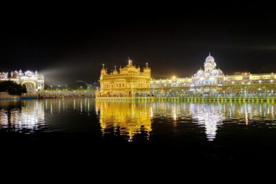El Templo Dorado: Lugar de Peregrinación para los Sijs