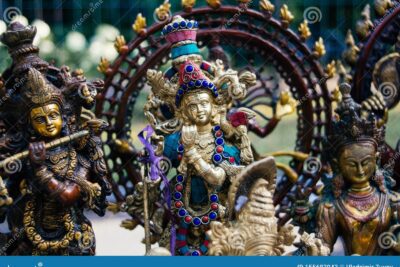 El dios principal en la religión hinduista: Brahma, Vishnu y Shiva